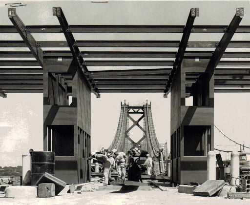 Toll booths on I-74 bridge